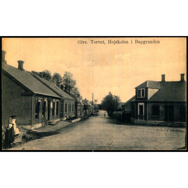 Give - Torvet - H�jskolen i Baggrunden - C. Neumanns Bogh. 960  - Ubrugt