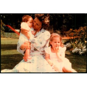 Dronning Anne-Marie med familie - Foto - Ubrugt