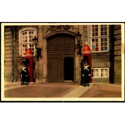 Kbenhavn - Vagten p Amalienborg Slot - Stender 105