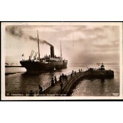 Kbenhavn - Amerikadamperen forlader Frihavnen - Alex Vincent 41 - Brugt