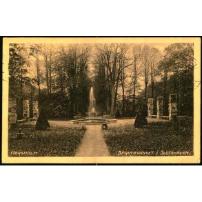 H�rsholm - Springvandet i Slotshaven - Peter Alstrup 811 - Brugt