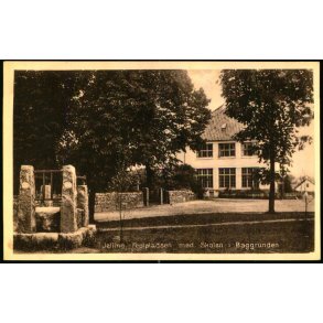 Jelling - Festpladsen med Skolen i Baggrunden - Hvidehus Bogh. 41728 - Ubrugt
