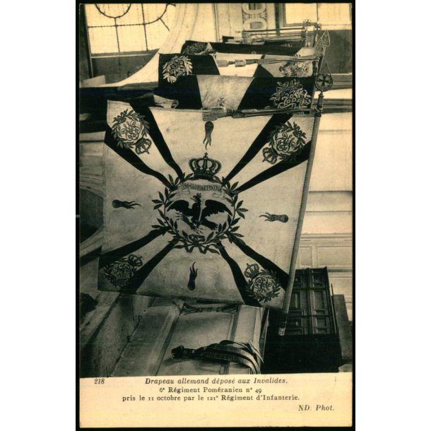 Drapeau Allemand depose aux Invalides - 218 - Ubrugt