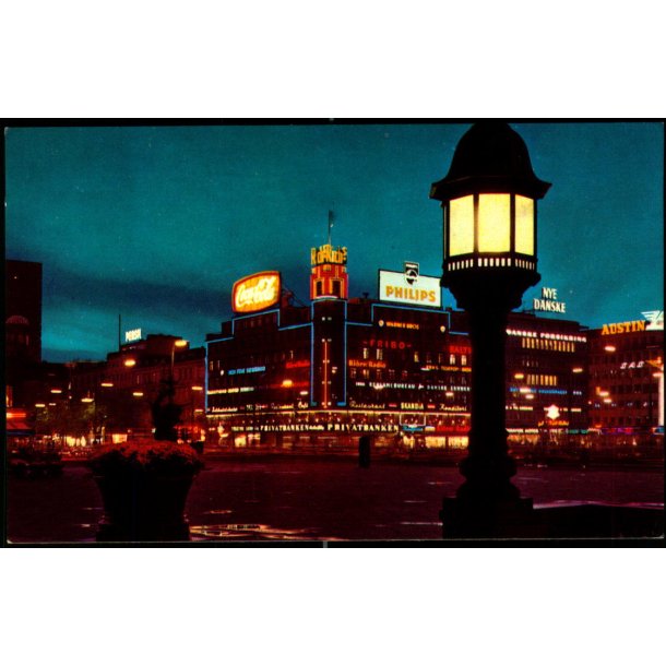 Kbenhavn - Rdhuspladsen ved Nat - Rudolf Olsen 772