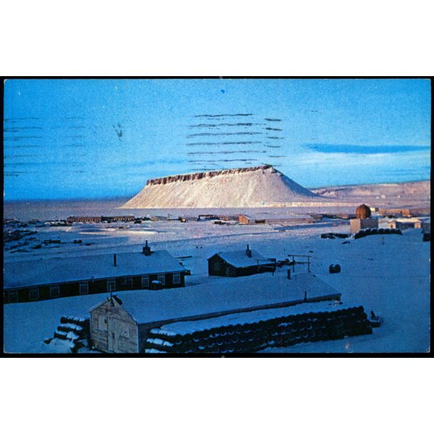 At the top of The World - Dundas Mountain - Dexter Color 12077 - Brugt