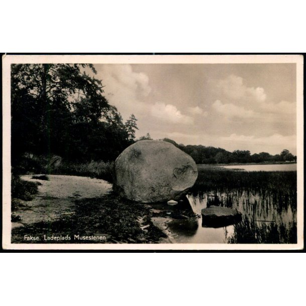 Faxe Ladeplads.  - Musestenen - Helga Linde No. 1 - Brugt