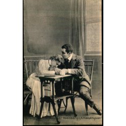 Ellen Diedrich og Holger Reenberg I Amatrtyven - P.H. 2377 - Brugt