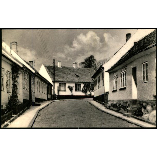 Nysted - Erik Larsen 97446 - Brugt