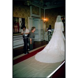 Kronprinsesse Marys Brudekjole 2004 - Foto u/n - Ubrugt