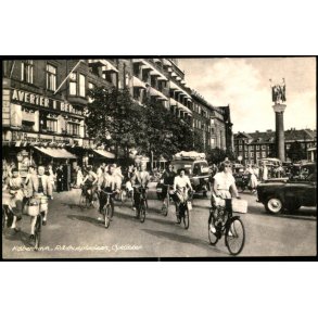 Kbenhavn - Raadhuspladsen - Cyklister - Rudolf Olsen 12062