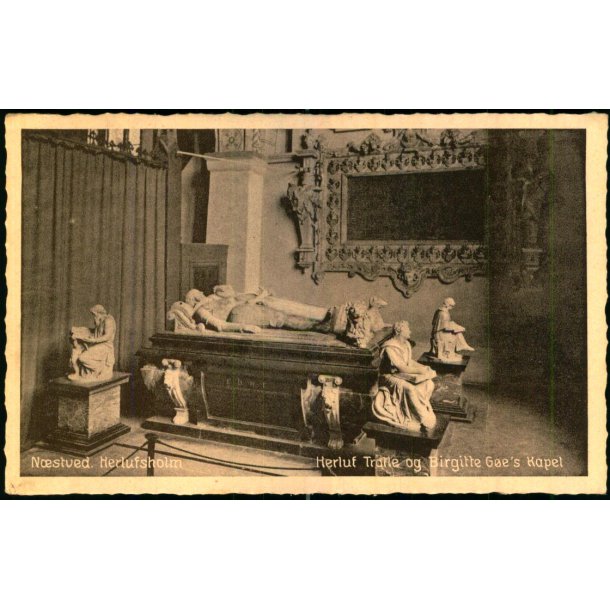 Nstved Herlufsholm - Herluf Trolles og Birgitte Ges Kapel - Stender N. 105 - Ubrugt