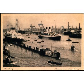 Hamburg - Ausreise eines Oxeandampfer - Nr. 17 - Ubrugt