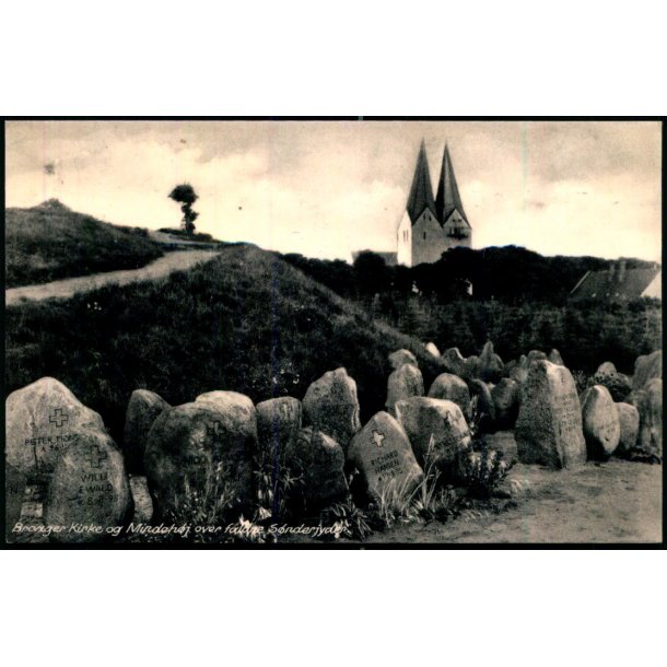 Broager Kirke og Mindeh�j over faldne S�nderjyder - Rudolf Olsen 7058 - Ubrugt