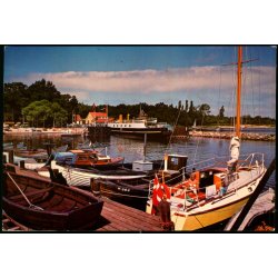 Rrvig Havn med frgen til Hundested. -  Turistforlaget 815 - Brugt