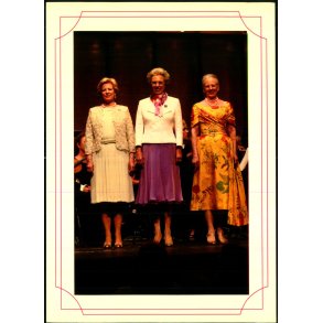 Dronning Margrethe - Prinsesse Benedikte - Dronning Anna Mari - dkroyalpress 05 - 13x18 cm. - Ubrugt