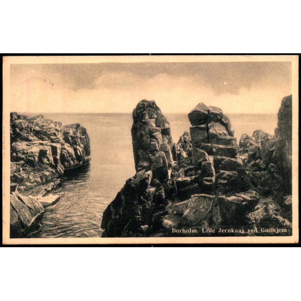 Bornholm - Lille Jernkaas ved Gudhjem  - Colbergs Bogh. 800 - Brugt - Stjernestempel Aarsdale !