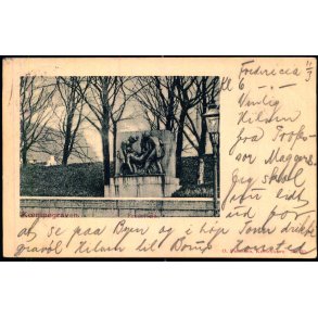 K�mpegraven - Fredericia - O.Petersen 30 - Brugt