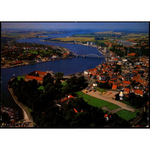S�nderborg med Slottet  - Luftfoto - Stender 149 825 090 - Brugt
