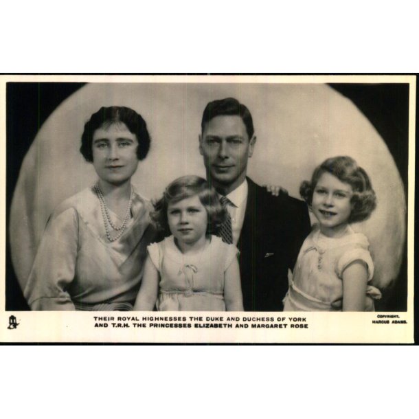 The Duke and Duchess of York and Elizabet and Margaret Rose - Ubrugt