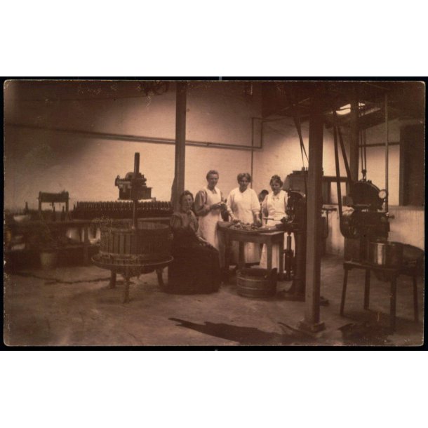 Varde og Omegns Andelsfrugteri - Fotokort u/n - Ubrugt