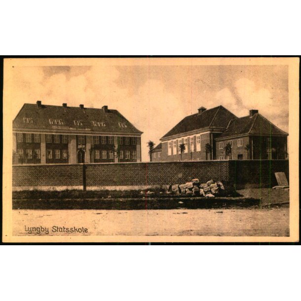 Lyngby Statssskole - Henriksens Bogh. 56901 - Ubrugt - Har v�ret kl�bet op !