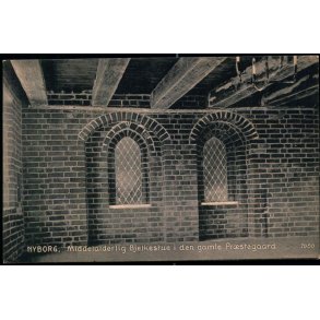 Nyborg - Middelalderlig Bjelkestue i den gamle Pr�stegaard - Otto N�rmark 7000 - Brugt