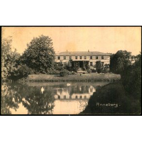 Anneberg - Poul Helms Bogh. 5599 - Brugt