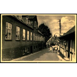 Gudhjem - Gadeparti - Colbergs Bogh. 806