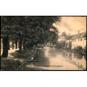 Ved Aaen i Frederiksv�rk - Albert Jensen 7044 - Brugt 