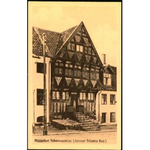 Middelfart folkemusum - (Henne Frisers Hus)  - Kaj Therkildsens Bogh. 64738 - Ubrugt