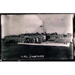H.M.S. Dauntless - Foto u/n