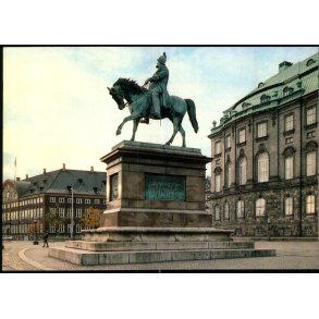 Rytterstatue med Frederik VII p� Christiansborg Slotsplads - Post u/n - Ubrugt