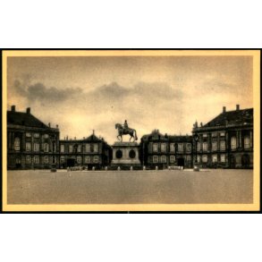 K�benhavn - Amalienborg Slotsplads - John Meinckes Kunstforlag 958