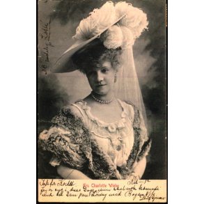 Fru Charlotte Wiche - u/n - Brugt