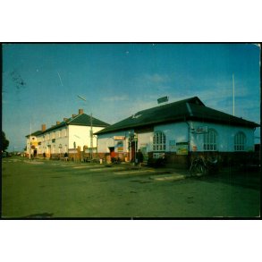 Stationspladsen - Nyk�bing Sj. - Turistforlaget 107 - Brugt - N�lehul !