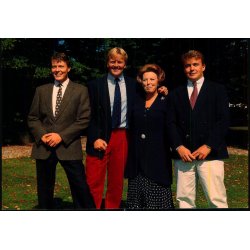 Dronning Beatrix med s�nner - Holland - spanjersberg 145 - Ubrugt