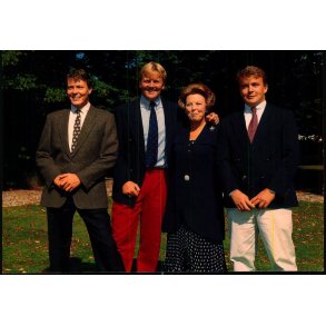 Dronning Beatrix med s�nner - Holland - spanjersberg 145 - Ubrugt