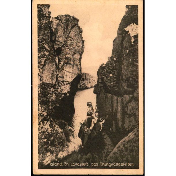 Island - En Lavakl�ft paa Thingvallasletten - Hj�lp til D�vstumme u/n - Brugt