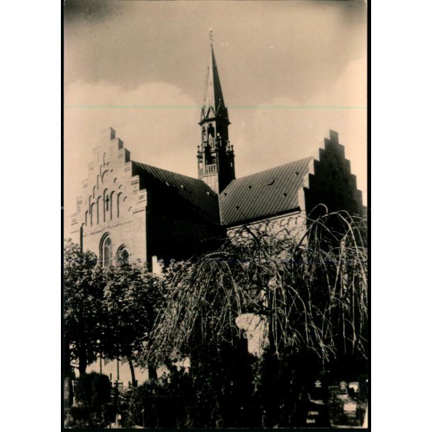 L�gumkloster Kirke - Kirken u/n - Brugt