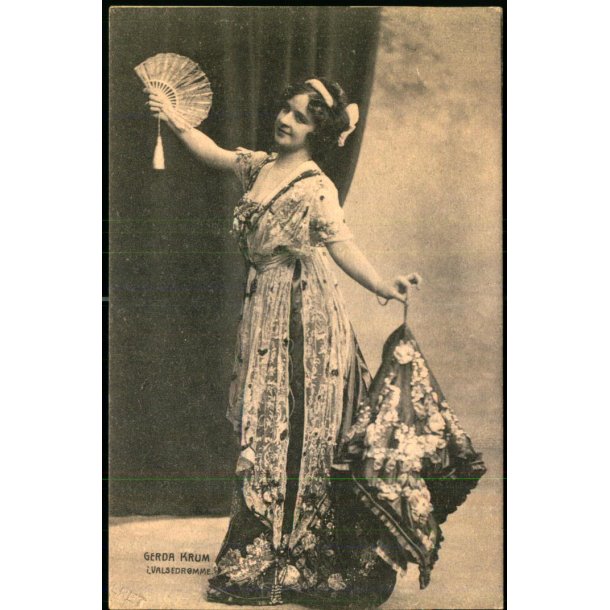 Gerda Krum i Valsedrmme - Alex Vincent 1662 - Ubrugt