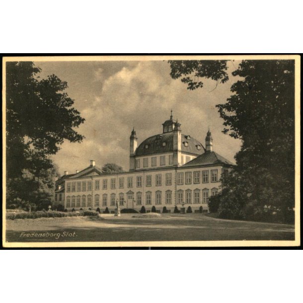 Fredensborg Slot - Fredensborg Bogh. 82282
