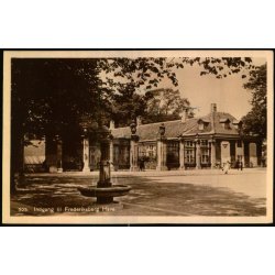 Indgang til Frederiksberg Have - Alex Vincent 323 - Brugt