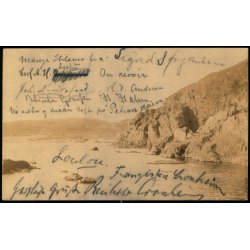 Vi sidder og drikker kaffe p� P ??? - Fotokort med underskrifter. 1904