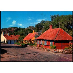 Sandvig - Strandgade med Ulfeldts Hus - Colbergs Bogh. 8316 - Brugt