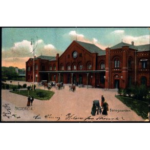 Fredericia -  Banegaarden - E.S.Jessen 16051 - Brugt -Svage hjrner !