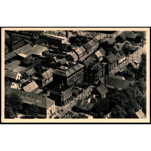 Luftfoto - Rnne - Museum og Teknisk Skole - Rudolf Olsen 5509