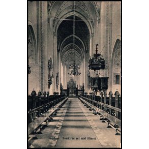 Aarhus Domkirke set mod Alteret - Otto J�rgensen 1144 - Ubrugt
