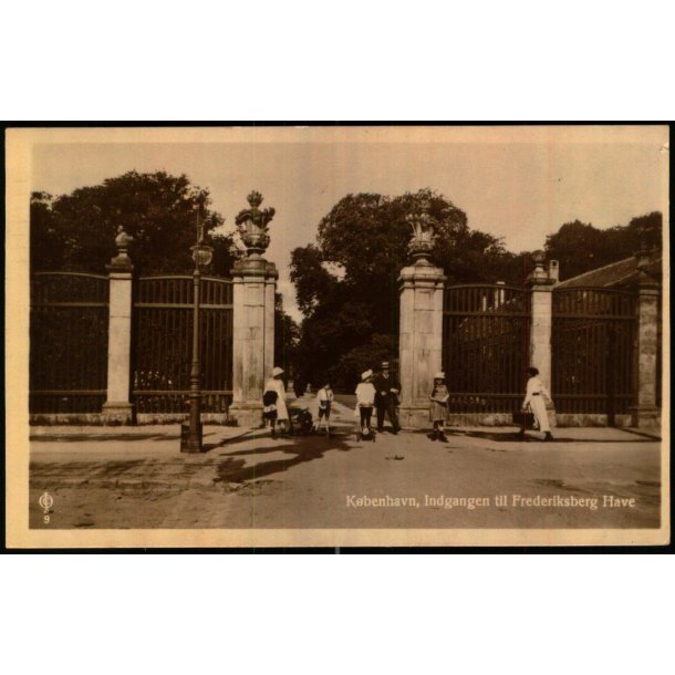 Kbnehavn - Indgangen til Frederiksberg Have - Chr. Olsen 9 - Brugt