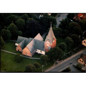 L�jt Kirkeby Kirke - Kastrup Luftfoto 89159 - Brugt