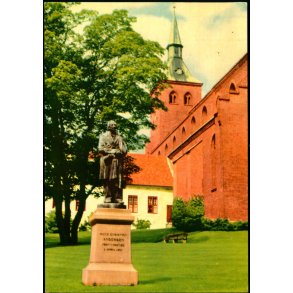 Odense - H.C. Andersens Statue ved Domkirken - 